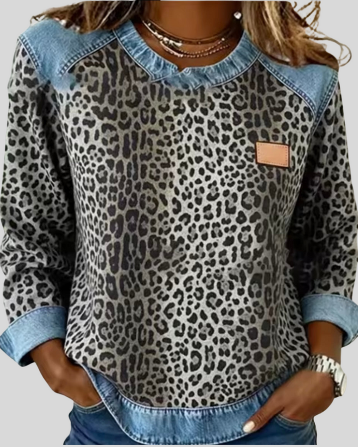 Emma | Leopard Print Sweater with Denim-Look Collar