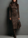 Marianne - Fitted Turtleneck Midi Dress
